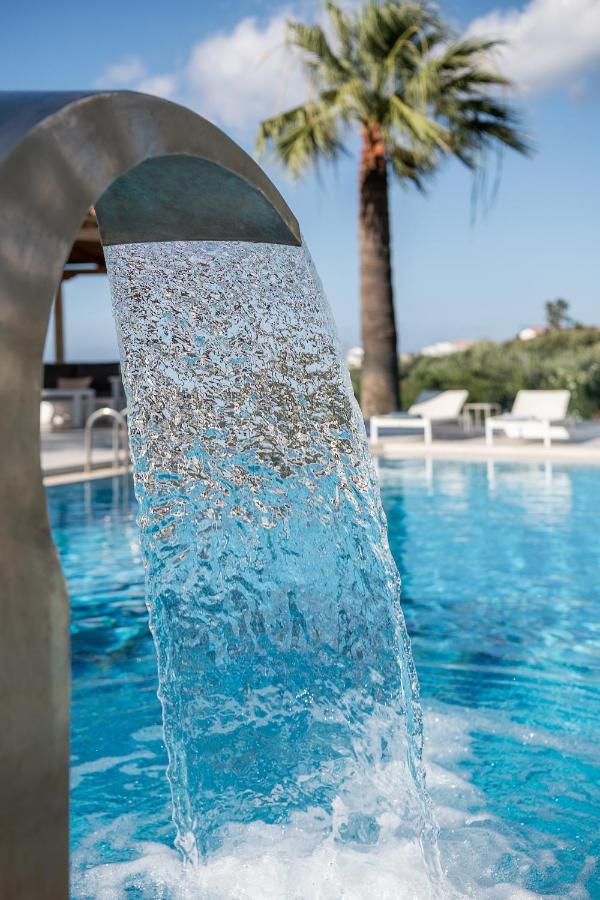 Villa Life Agia Marina エクステリア 写真