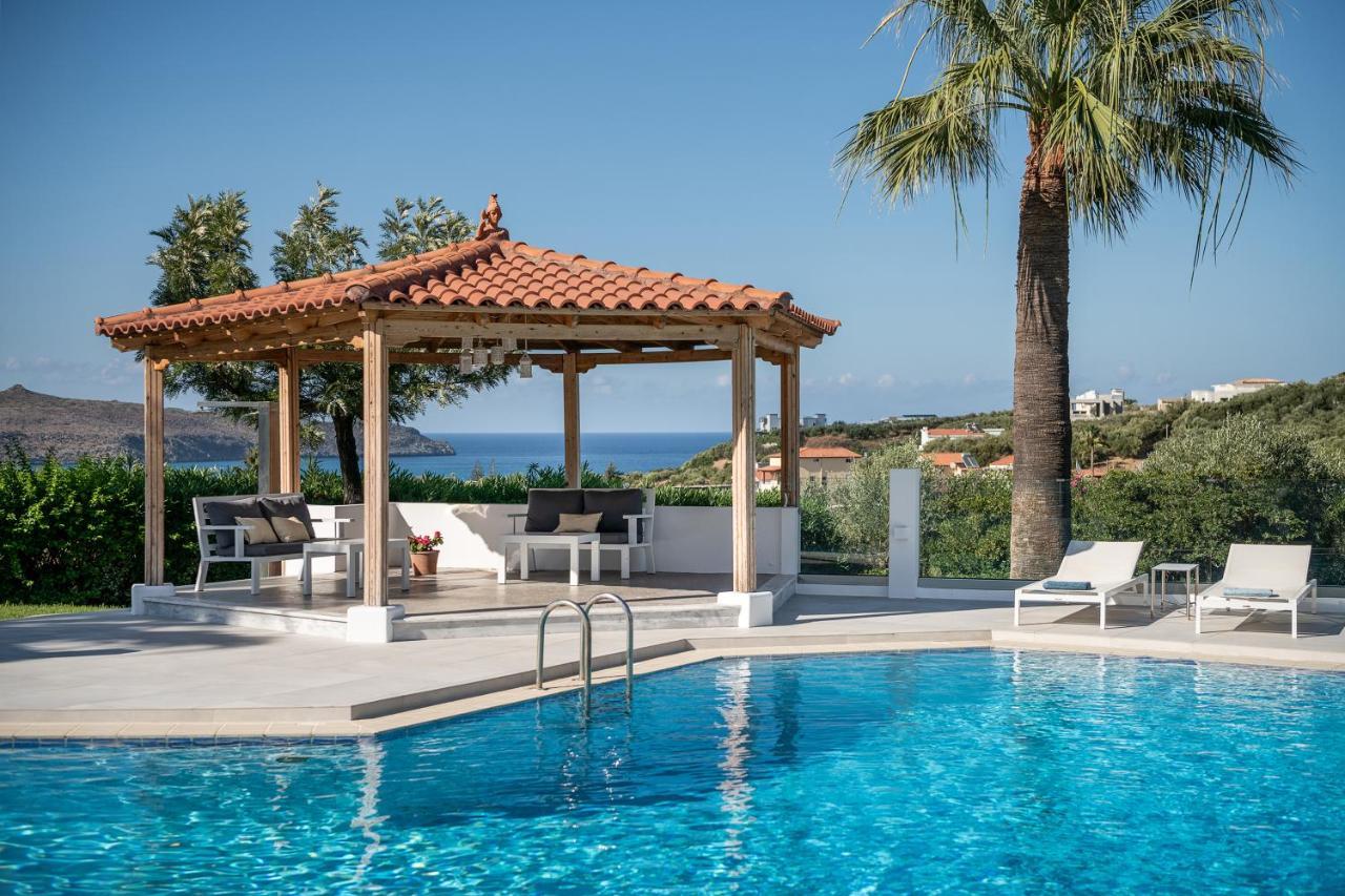 Villa Life Agia Marina エクステリア 写真