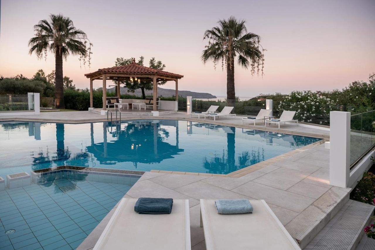 Villa Life Agia Marina エクステリア 写真
