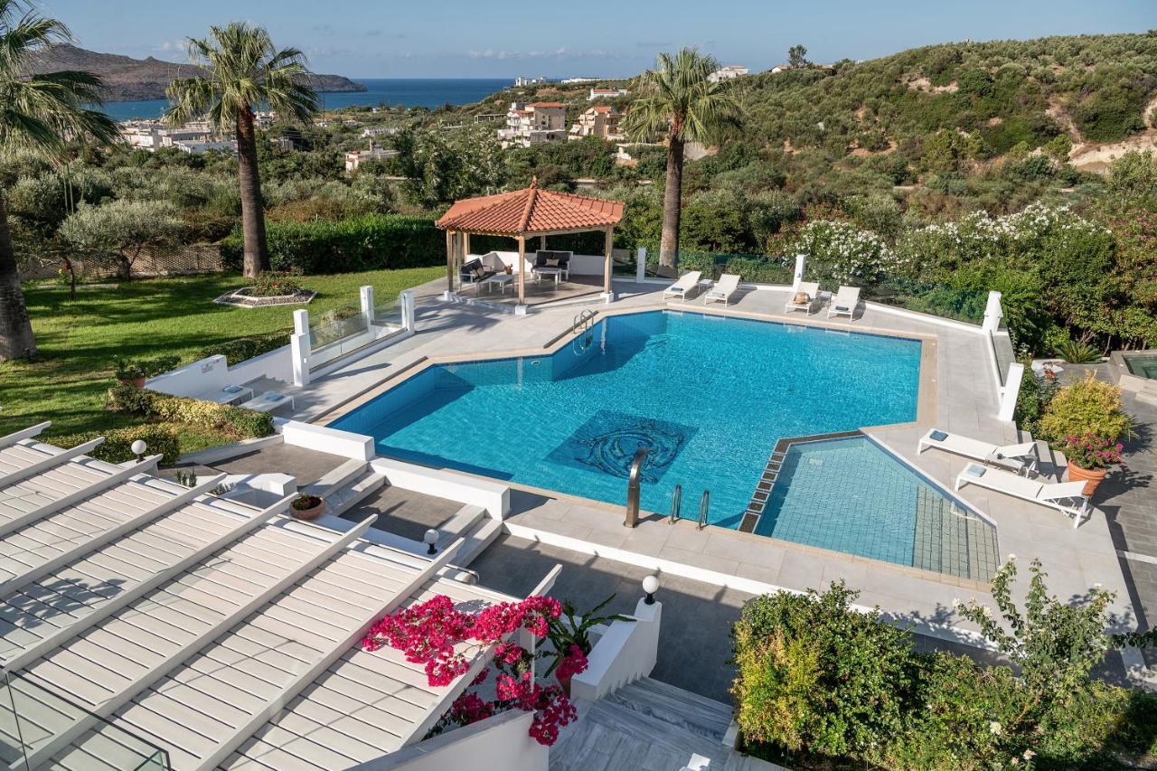 Villa Life Agia Marina エクステリア 写真