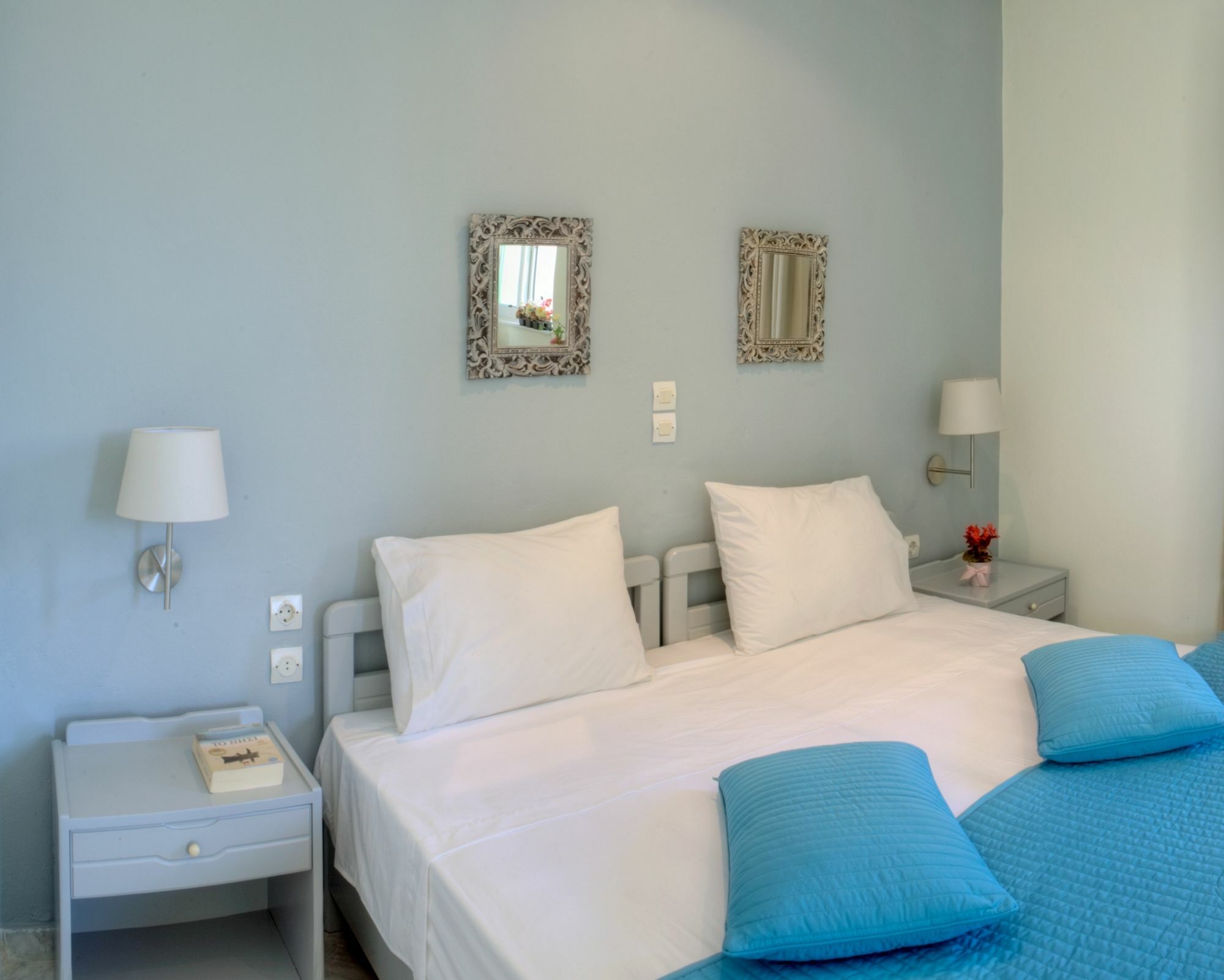 Villa Life Agia Marina エクステリア 写真